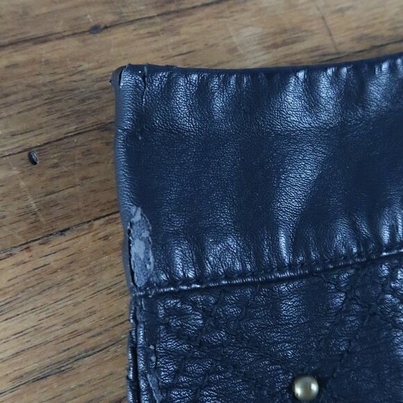 SILENCE + NOISE BLACK METAL STUDDED FAUX LEATHER HIGH WAIST MINI SHORTS SIZE 6 - Picture 4 of 7